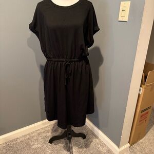 Sporty Black Dress with pockets